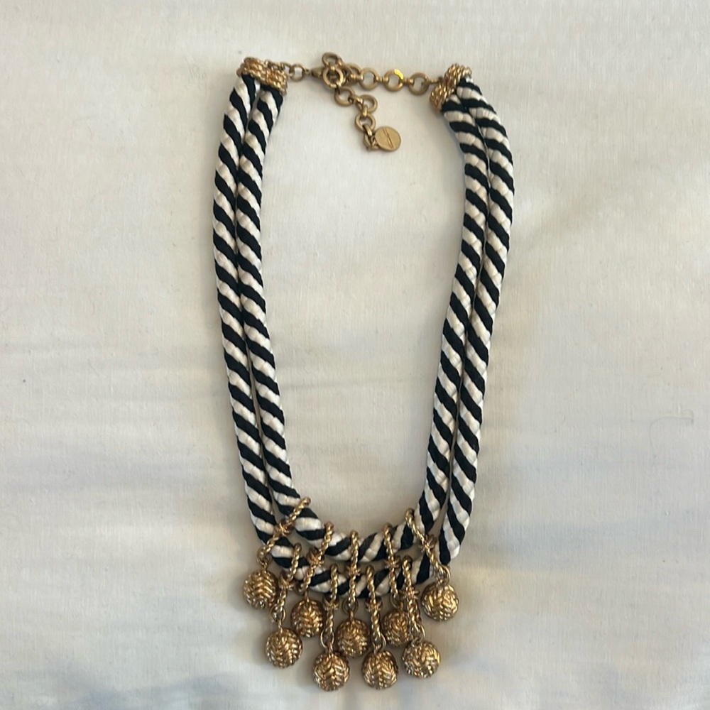 Stella and Dot necklace
